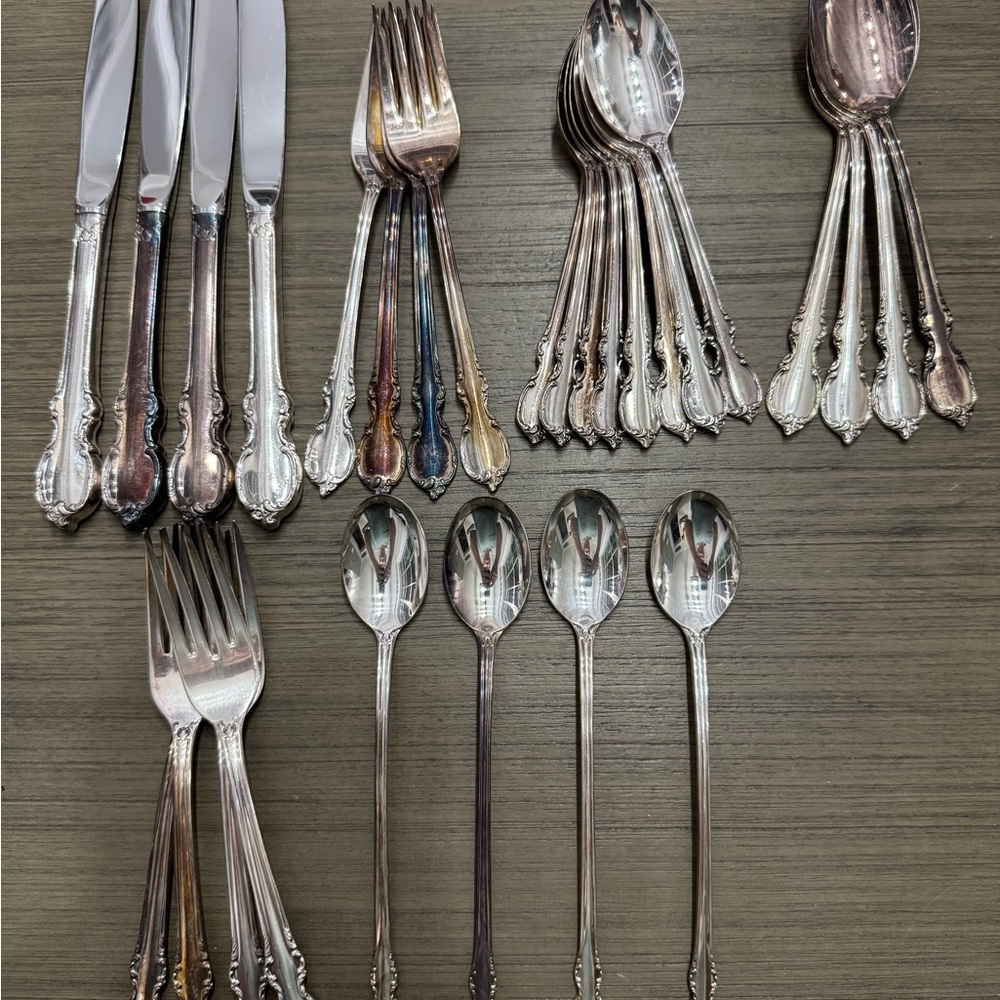 1847 Roger’s Bros. “Reflections” Edition Silver Plated Flatware Set-28 Pcs.